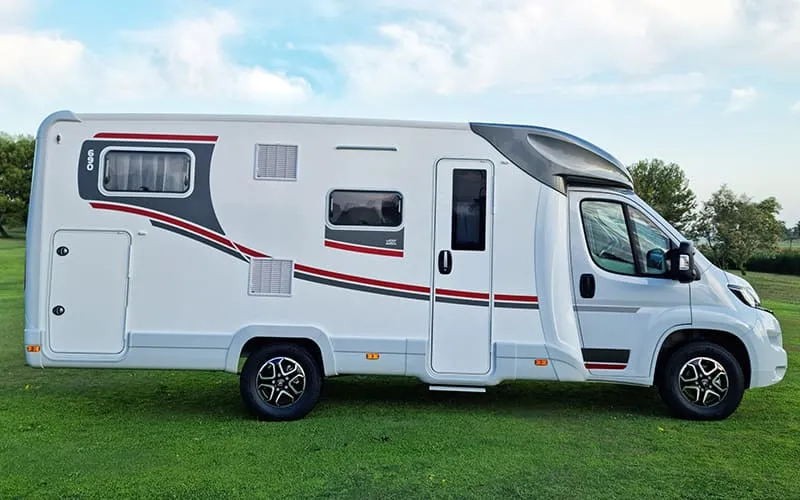Autocaravana Ilusion semi-integral o perfilada XMK 690